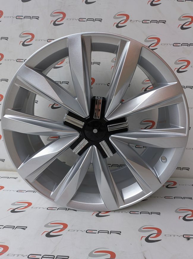 18 Volkwagen Amarok,Transporter Alu felne 5x120.